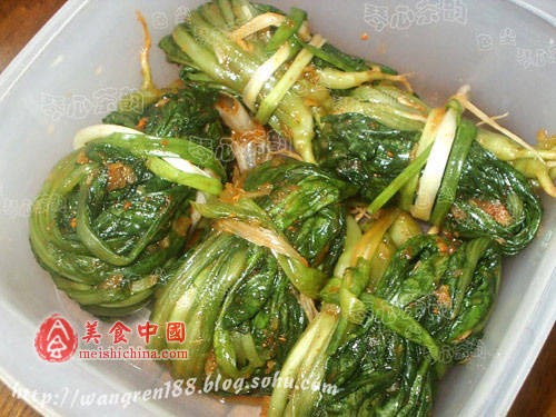 跳水泡菜最简单好吃的做法,萝卜泡菜的家常做法简单又好吃