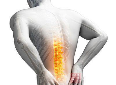 运动腰部扭伤正确处理方法,教你脚踝扭伤的正确紧急处理方法