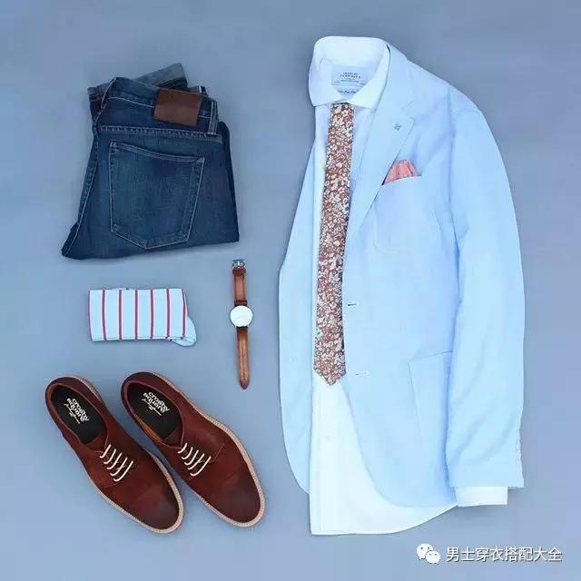 男士休闲西装西裤搭配小白鞋,男士休闲西装搭配什么打底衫