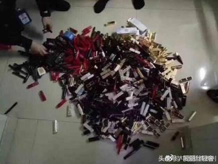 狂买化妆品心理,狂购口红