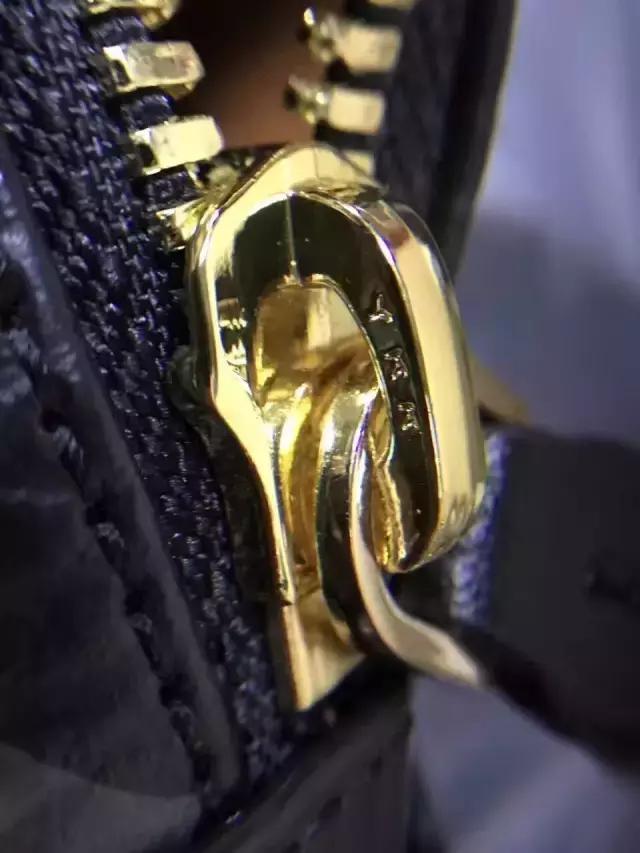 mcm双肩包大小号对照表,mcm超迷你双肩包效果图