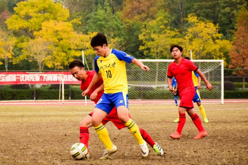 世预赛国足1:2憾负叙利亚,世预赛国足逼平澳洲