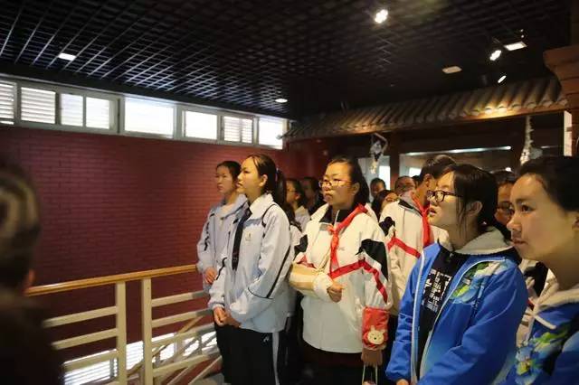 学校师生清明祭扫革命烈士陵园,学校清明祭扫英烈活动方案