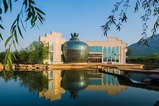 有空回家乡看看,有空就回老家走走