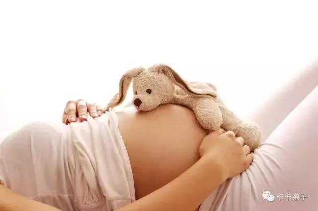 羊水破了保胎成功案例,羊水破了才发现中度污染