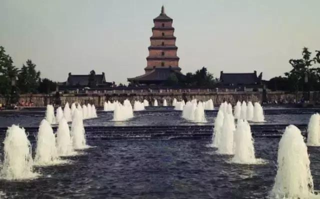 春天来了带着孩子出来,春天来了带着孩子去踏青吧