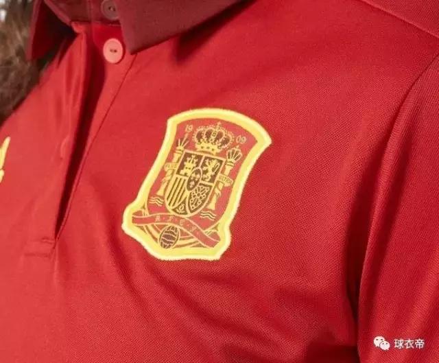 西班牙2019年球衣,2018年西班牙队球衣