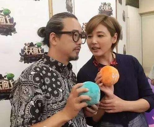 “男人婆”张延淡出娱乐圈女儿已12岁，原来娱乐圈夫妻这么多