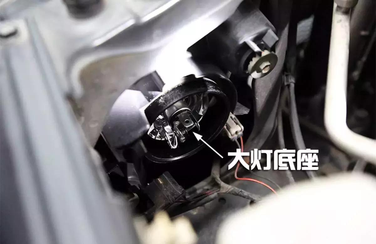 免开灯升级大灯优缺点,卤素大灯不够亮自己动手就能改