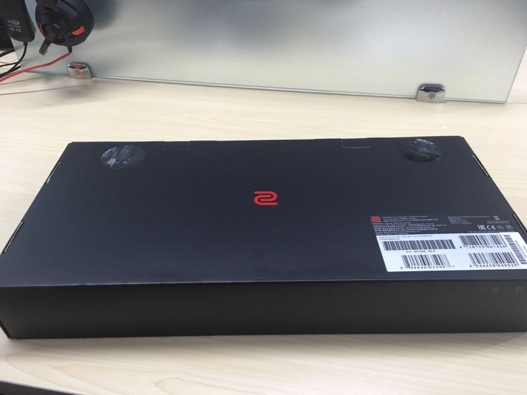 卓威新品谍照：ZOWIECELERITASⅡ电竞机械键盘