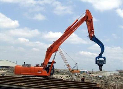 挖掘机抓木器变形,最合适抓木头的挖掘机