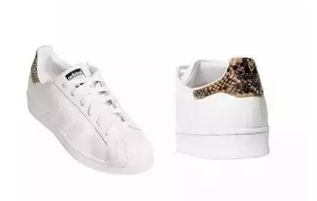 璧拌繃閭ｄ箞澶氳矾姝屾洸,璧拌繃閭ｄ箞澶氳矾