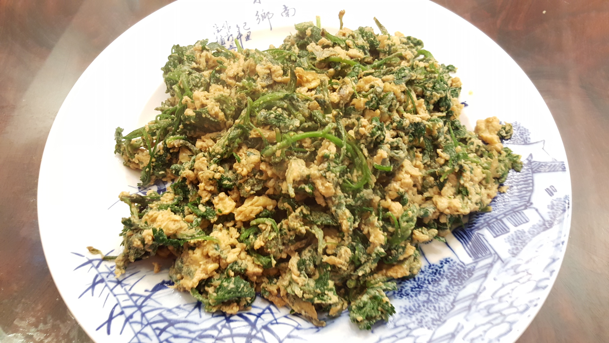 炒苦菊鸡蛋最好吃的做法,清新爽口的菊花菜炒鸡蛋