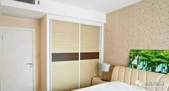 衣柜做到顶石膏线怎么处理,定制衣柜做到顶还是留一点边