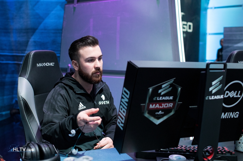 卓威新品谍照：ZOWIECELERITASⅡ电竞机械键盘