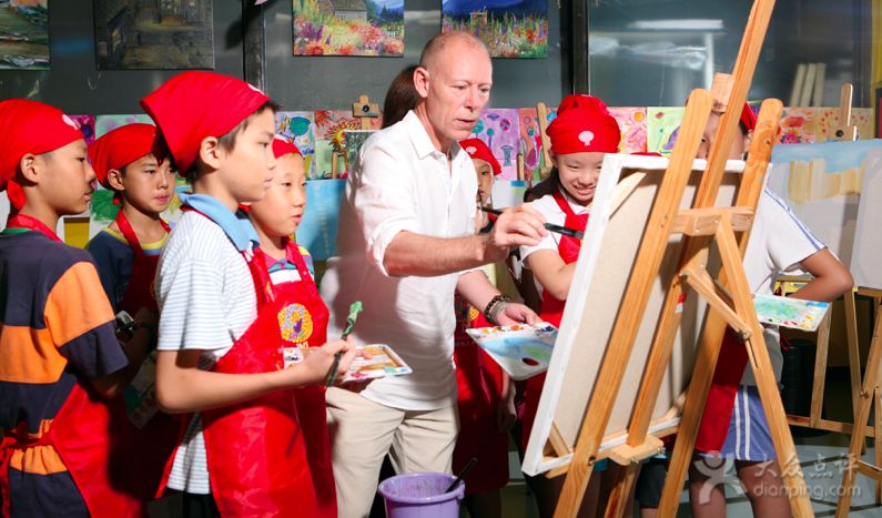 九岁到80岁的样子,九岁的年纪十八岁的心理年龄