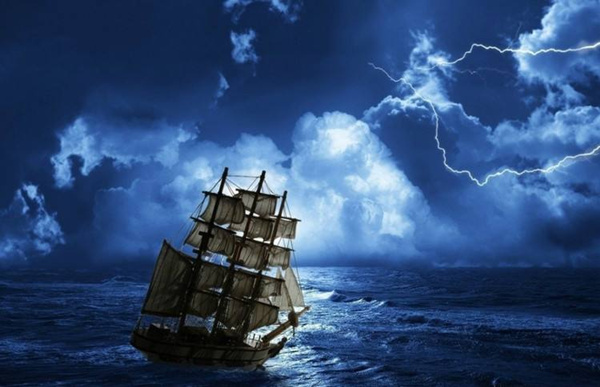 渔夫出海遭遇,渔夫海上救了一个女子