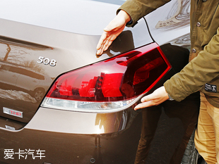 标致508和雪铁龙c5到底该怎么选,2011款雪铁龙c5与标致508对比