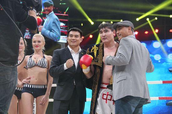 泰森8秒ko对手的重量级拳王,世界拳王泰森的十大凶恶ko