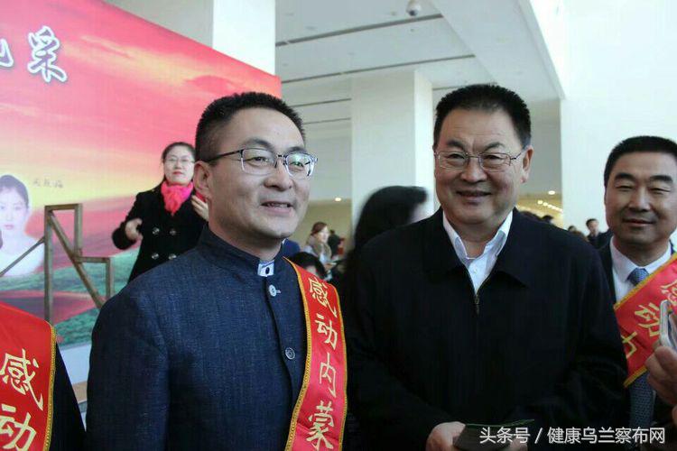 集宁区光明街小学校长巩建伟,巩建伟