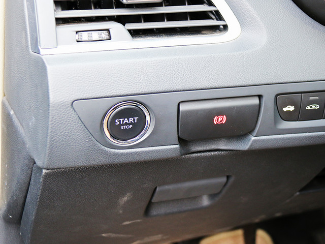 标致508和雪铁龙c5到底该怎么选,2011款雪铁龙c5与标致508对比