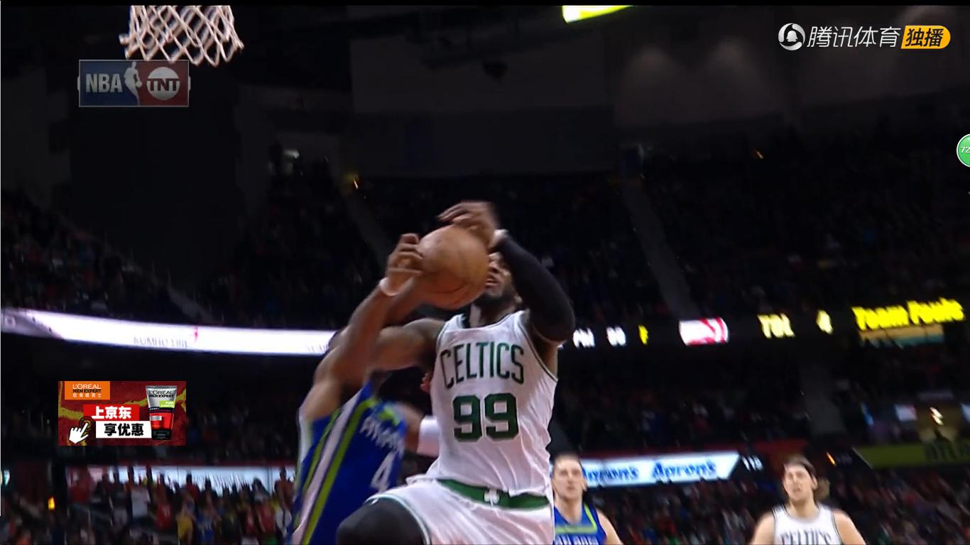 裁判吹5个犯规,裁判判5次犯规