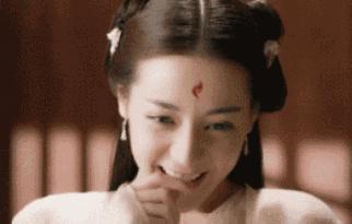 热巴baby撕名牌高光时刻,baby热巴活动