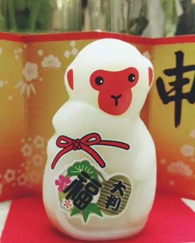 时尚圈的年意顶级大牌的一点心意，收下吧！