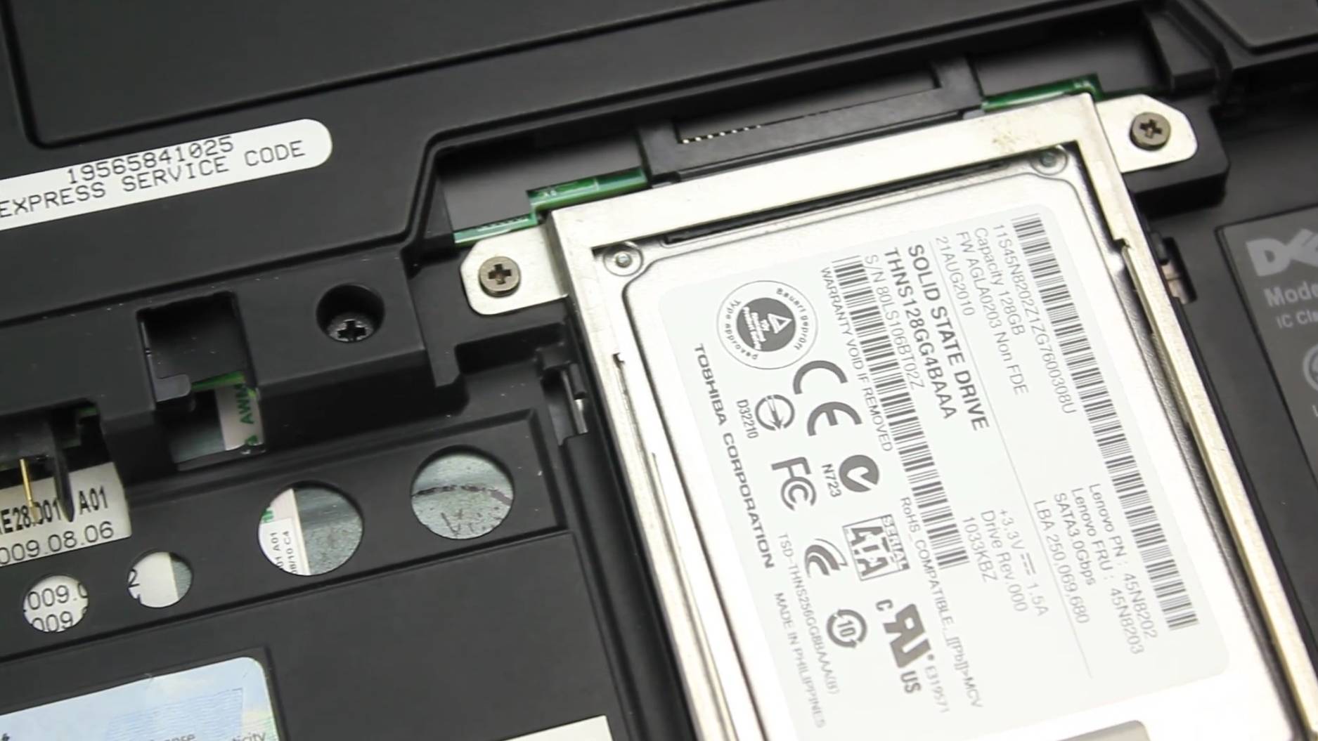 179元触屏笔记本SurfaceBook在它面前都得叫声爷