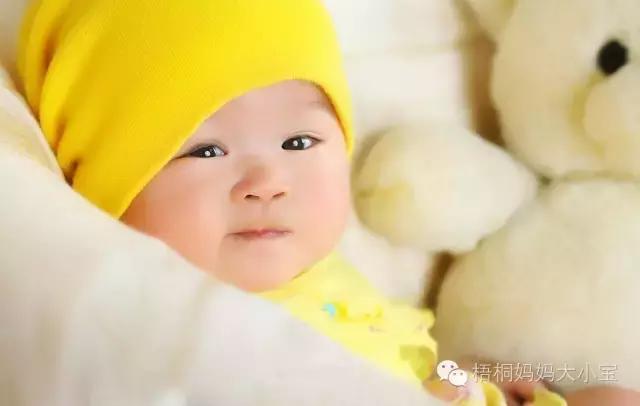 母乳宝宝正常的大便怎样的,母乳宝宝两三天才大便一次正常吗