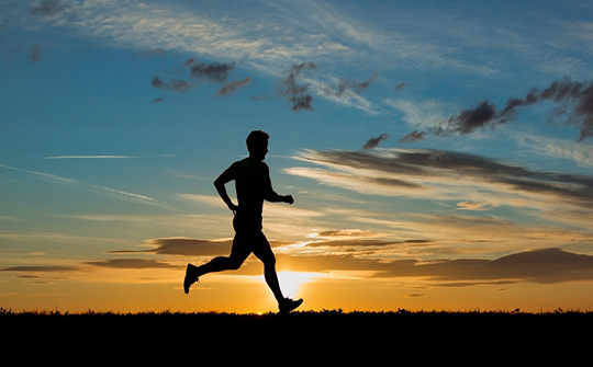 跑步会让小腿越来越大吗,跑步会让小腿粗吗