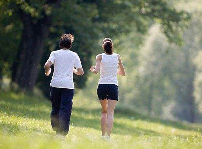 看脸的时代与身材无关,这是一个看脸看身材的时代语录