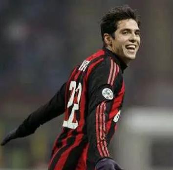 无兄弟不足球完整视频,无兄弟不足球翻译