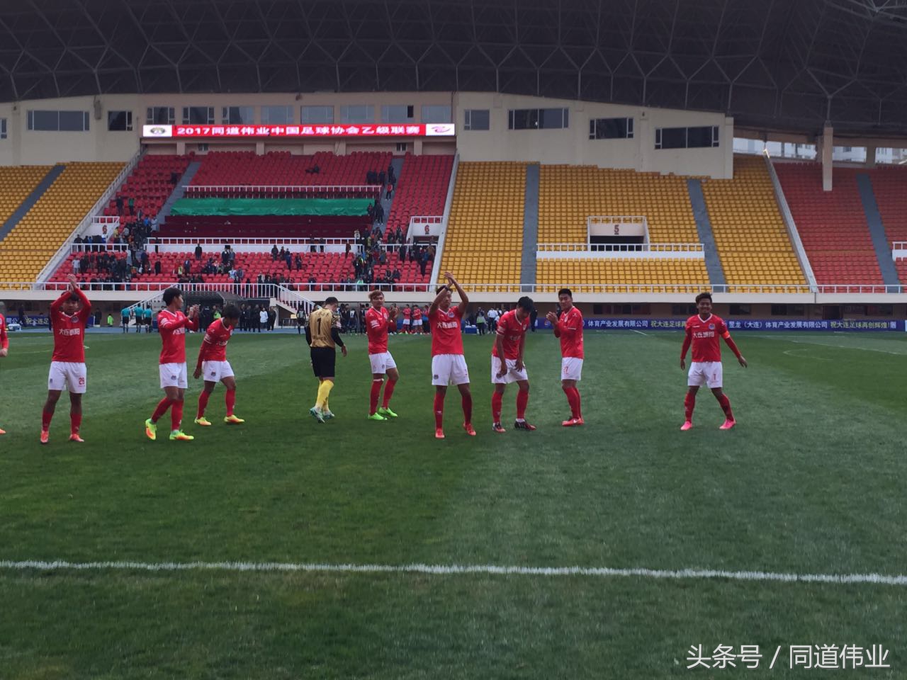 冲甲热门迎开门红，包头主场绝平盐城