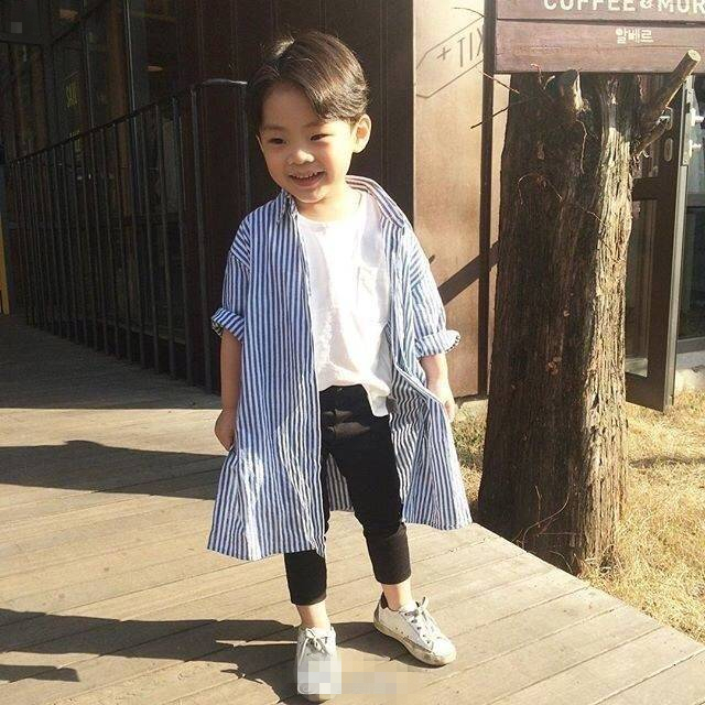 20-25岁男生简单穿搭,男生30岁简单大气穿搭