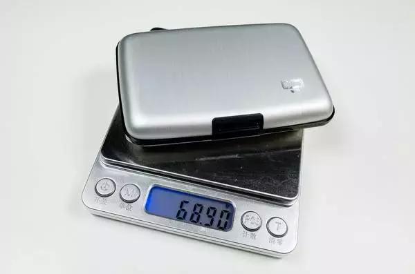 日默瓦配件如何分辨正版盗版,香奈儿蔚蓝金字版