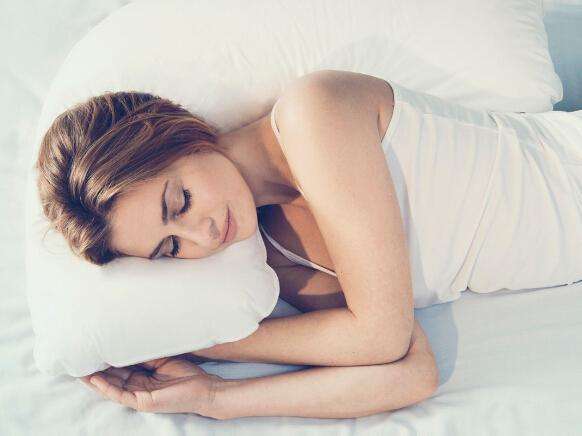 打呼噜几个穴位轻松搞定,晚上打呼噜一招搞定