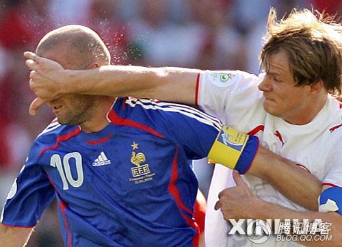 足球十大经典笑话,足球笑话100个