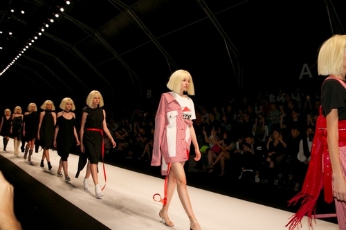 上海时装周上海视觉艺术学院,上海时装周艺术装置