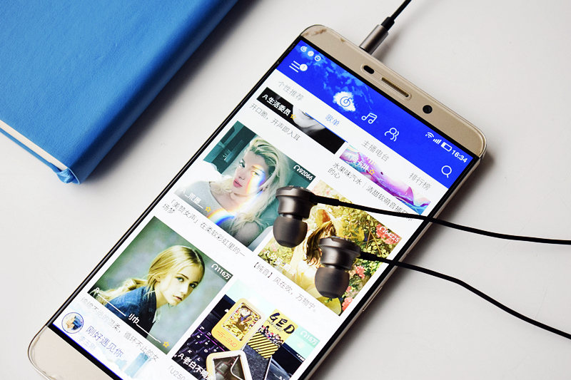 性价比入耳式耳机音质,性价比高的混音耳机