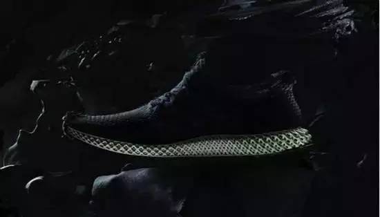 阿迪达斯最新出的鞋,阿迪达斯新款3d篮球鞋