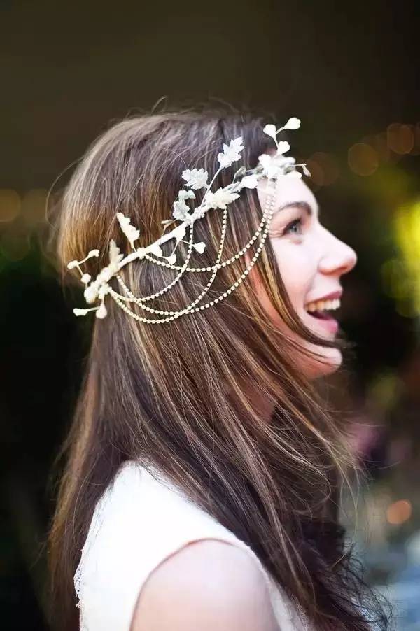 春季刮风头发乱糟糟，我有这些“治愈”法宝！