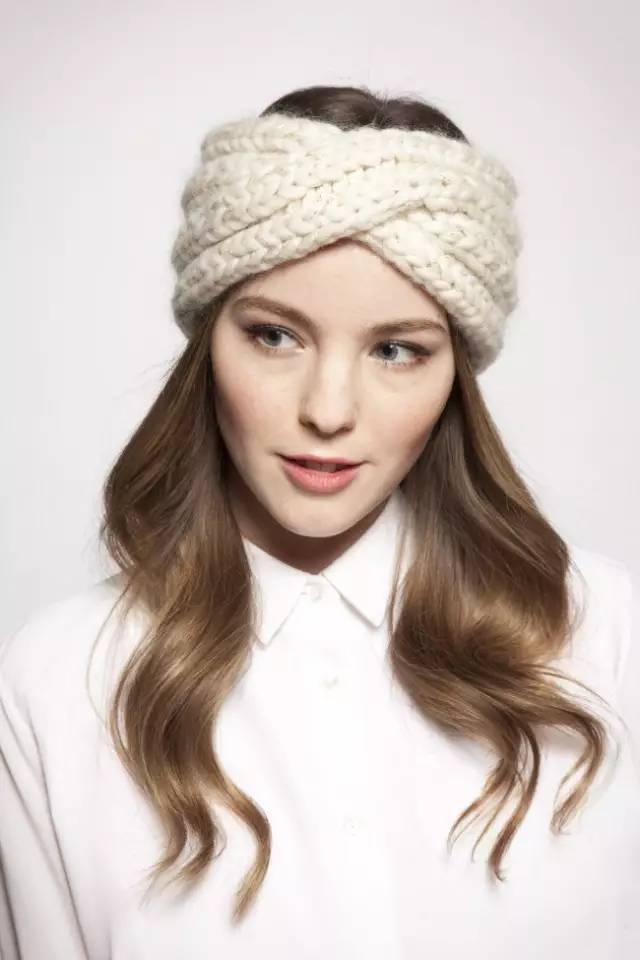 春季刮风头发乱糟糟，我有这些“治愈”法宝！