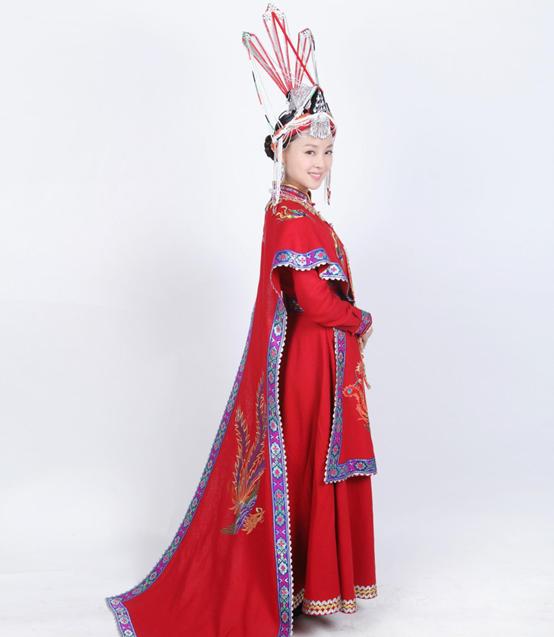 各民族的服装,各民族衣服穿搭