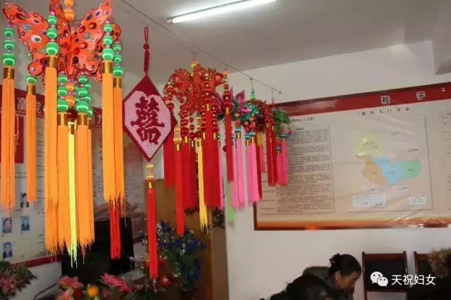 省政协调研武威市天祝县陇原巧手示范基地—巧红绣绣坊