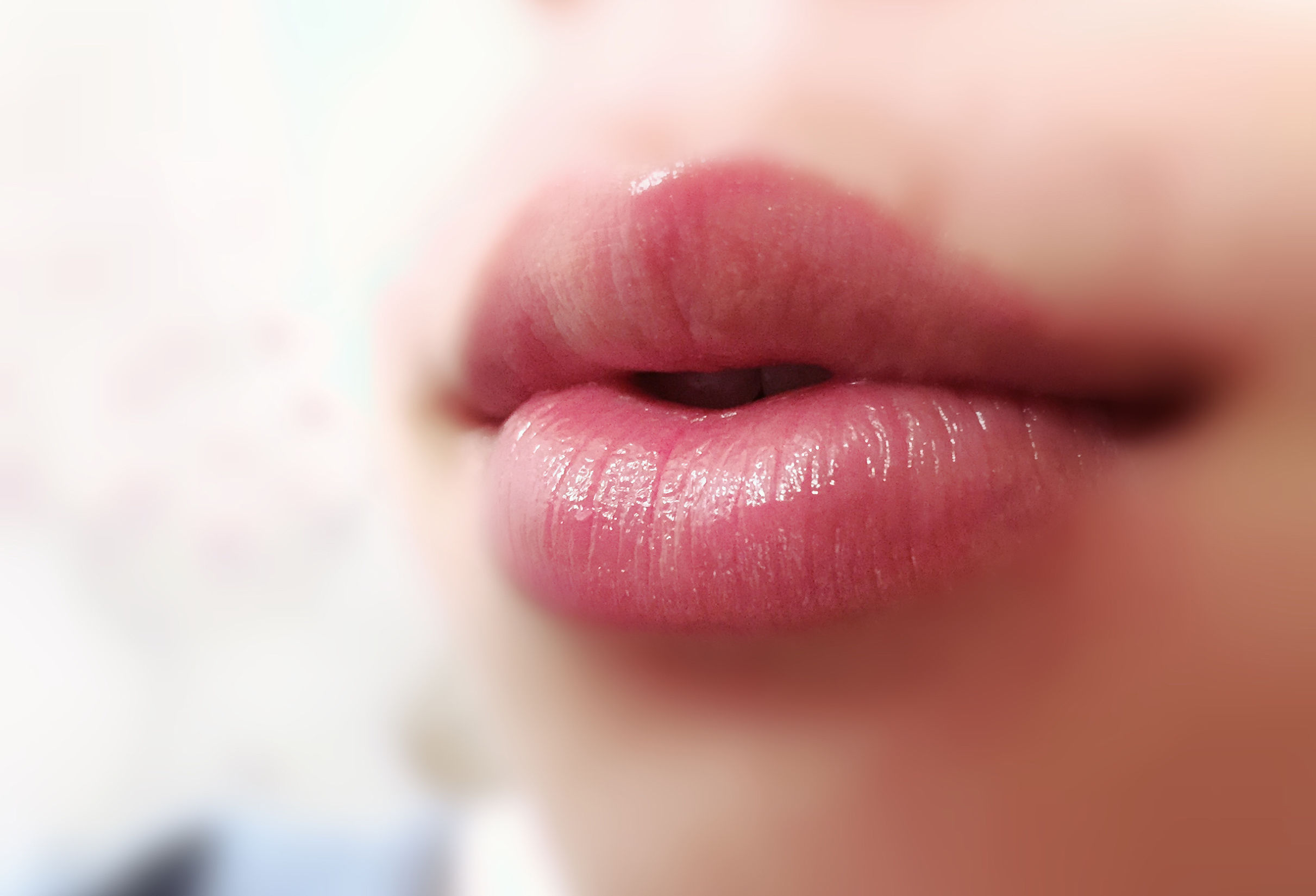 纪梵希粉色小羊皮304唇膏,纪梵希小羊皮润唇膏试色