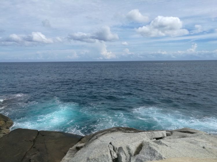 浪在枕边海在眼前——海南三亚行