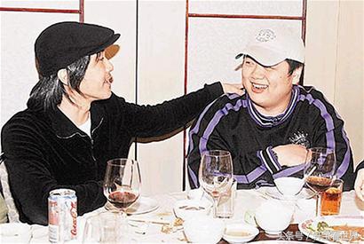 周星驰*用御**编剧当导演拍新片，笑言请星爷出镜3秒出三百万都值得