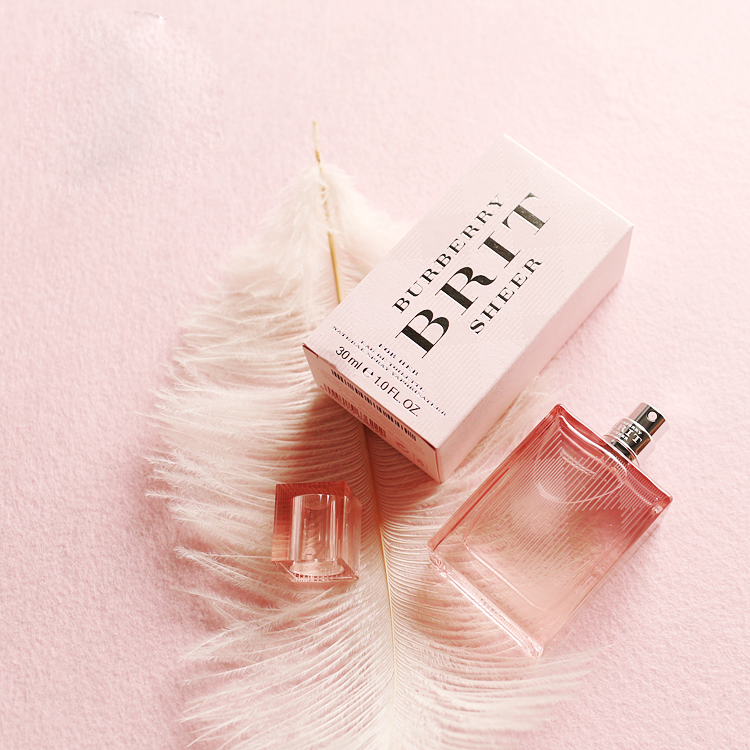 小清新的女生适合什么香水,小清新香水推荐大牌200左右