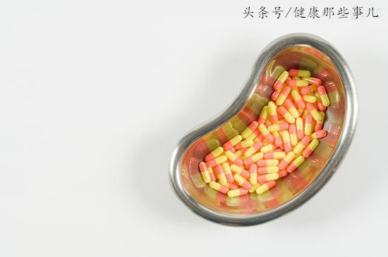 慢性肾衰竭贫血的最主要原因是,急性肾衰竭会严重贫血吗